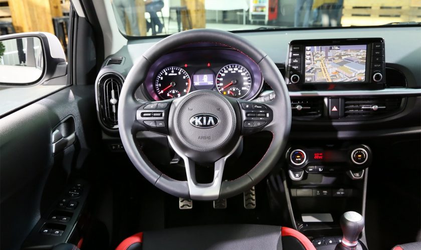 2017-kia-picanto-34.jpg